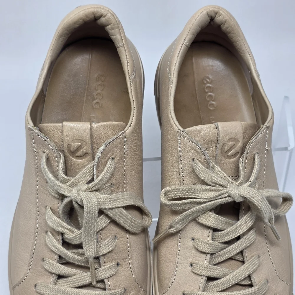 ECCO Men’s Street Tray Tech Doe Tan  Soft Leather Sneakers EU 41 Mens 7- 7.5